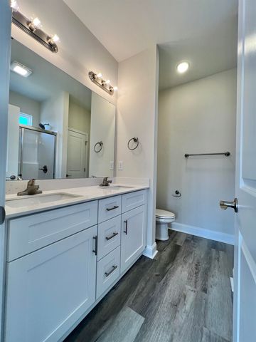 1204 Log Cabin Rd., Loris, SC 29569