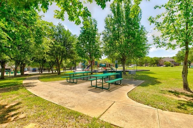 116 Lakehill Court, Hickory Creek, TX 75065