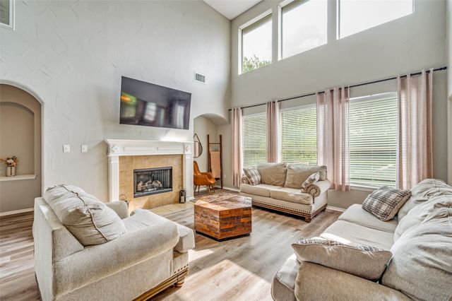 116 Lakehill Court, Hickory Creek, TX 75065