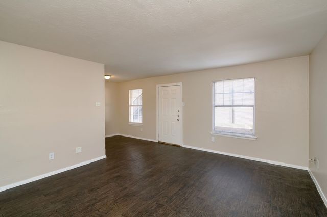 3823 Bonnie View Road, Dallas, TX 75216