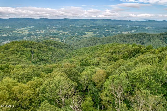 6688 Callalantee Drive, Mountain City, TN 37683