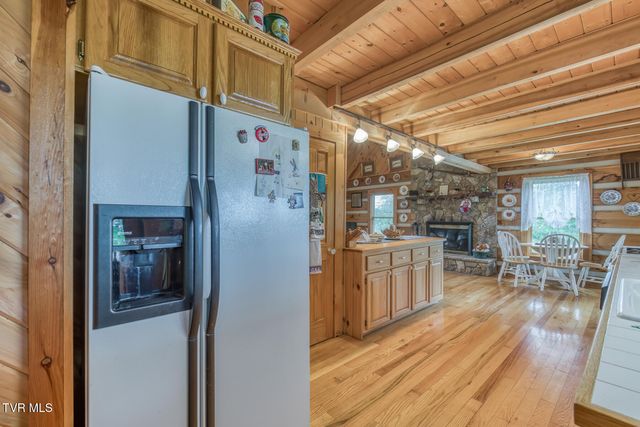 6688 Callalantee Drive, Mountain City, TN 37683