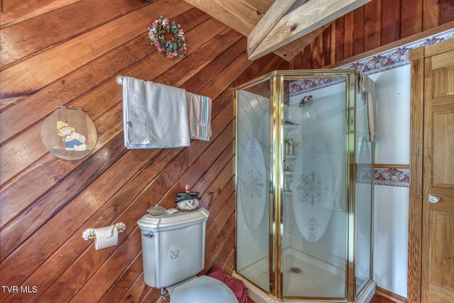 6688 Callalantee Drive, Mountain City, TN 37683