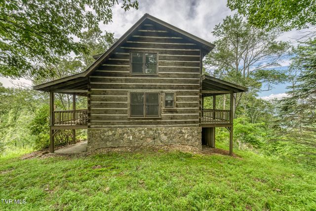 6688 Callalantee Drive, Mountain City, TN 37683