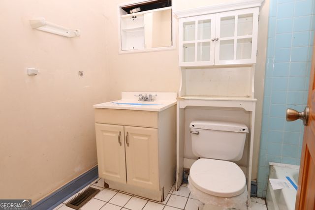 1077 Pike Street, Macon, GA 31204