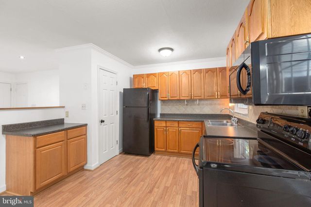 206 HAMPTON DR, Spotsylvania, VA 22551