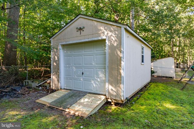 206 HAMPTON DR, Spotsylvania, VA 22551