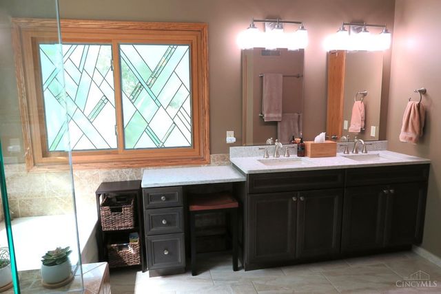 5924 Owl Nest Drive, West Chester, OH 45069