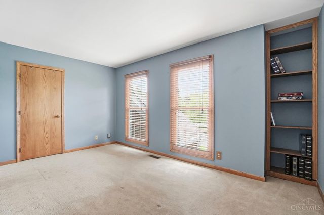 5924 Owl Nest Drive, West Chester, OH 45069