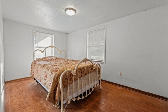 205 College Street, Chico, TX 76431