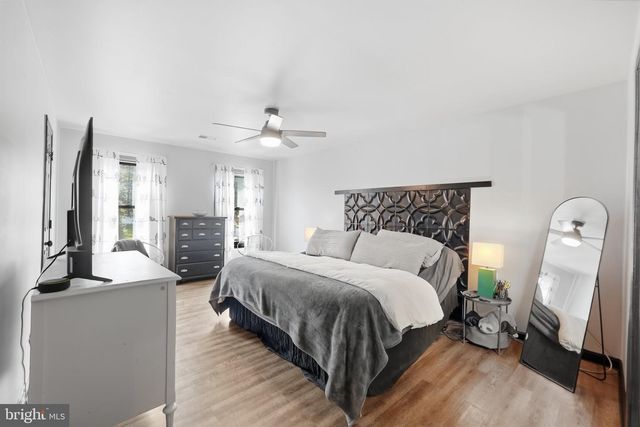 6224 FOREST GROVE DR, Fredericksburg, VA 22407
