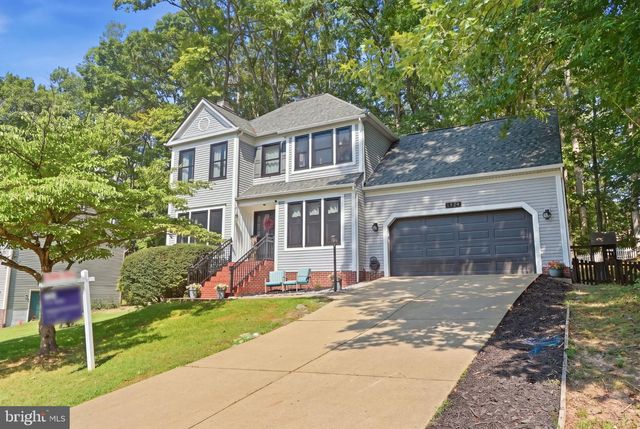 6224 FOREST GROVE DR, Fredericksburg, VA 22407