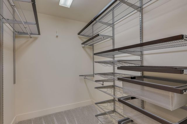 210 Lee Barton DR 421, Austin, TX 78704