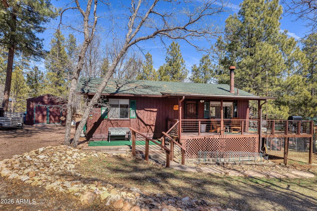 Image 1 of property listing at 2067 Verde Road, Happy Jack, AZ 86024