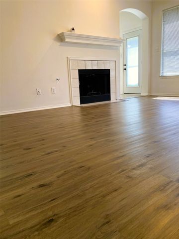 2078 Belvedere Drive, Lewisville, TX 75067