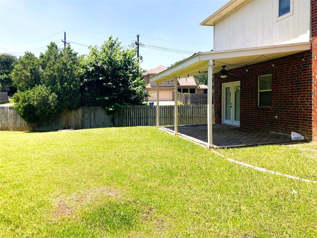 2078 Belvedere Drive, Lewisville, TX 75067