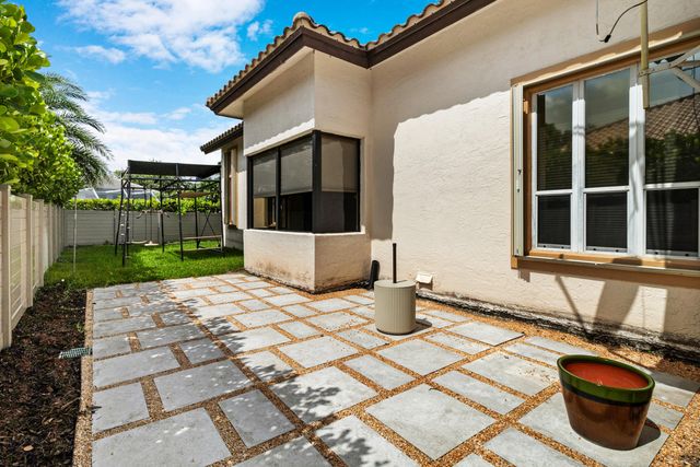 10120 NW 59th Court, Parkland, FL 33076