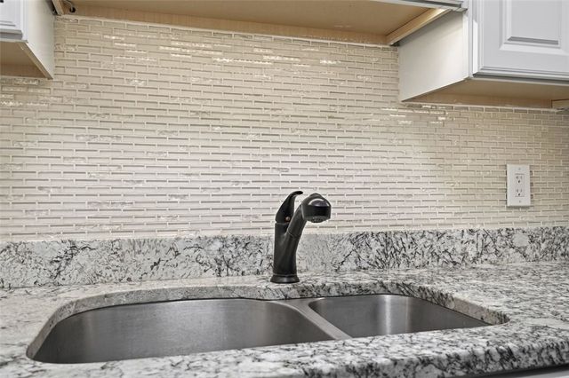 5 Bayard Rd 520, Shadyside, PA 15213