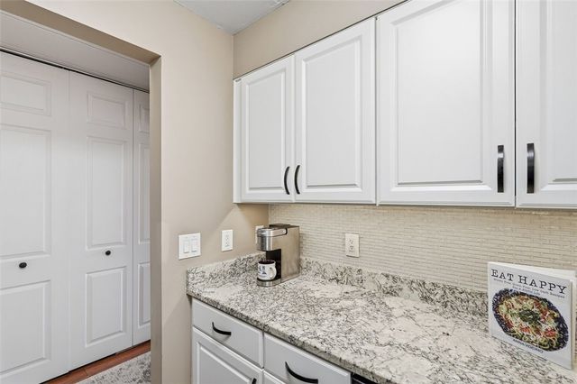 5 Bayard Rd 520, Shadyside, PA 15213