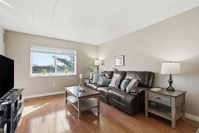 5 Bayard Rd 520, Shadyside, PA 15213