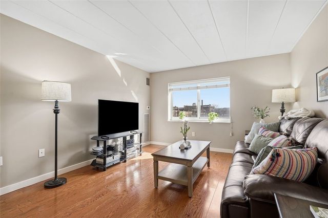 5 Bayard Rd 520, Shadyside, PA 15213