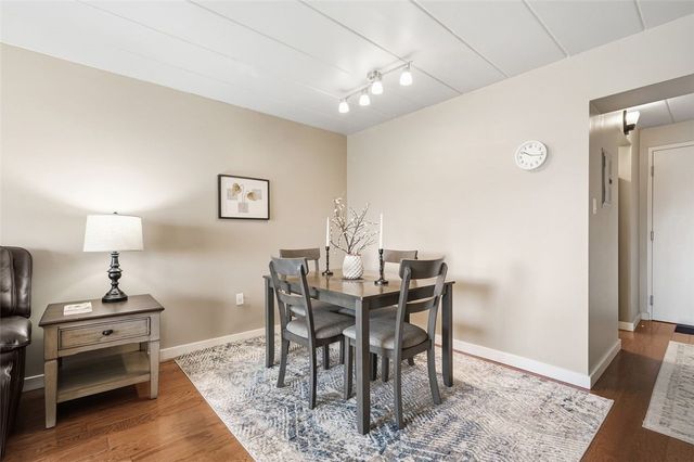 5 Bayard Rd 520, Shadyside, PA 15213