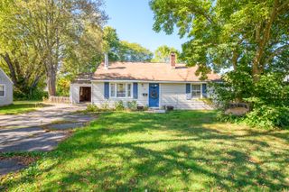 66 Middle Drive, East Hartford, CT 06118