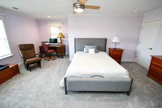 423 Lamplight Drive, Byron, GA 31008