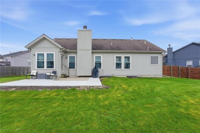 833 N Sumac Street, Gardner, KS 66030
