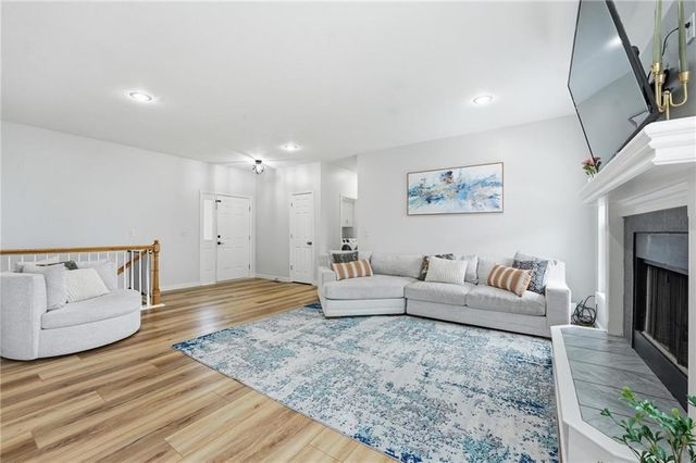 833 N Sumac Street, Gardner, KS 66030