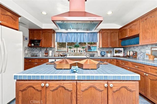 21264 E Terry, Covina, CA 91724