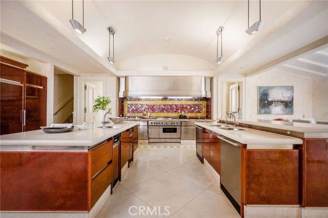 1129 Via Mirabel, Palos Verdes Estates, CA 90274