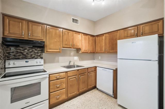 1416 BEATRICE DRIVE, Orlando, FL 32810