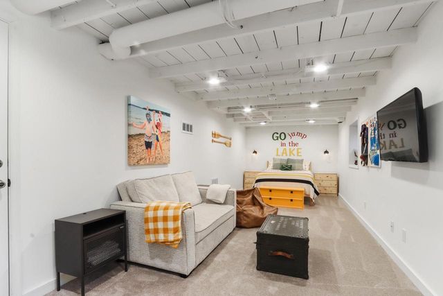 44 Oakwood STREET, Williams Bay, WI 53191