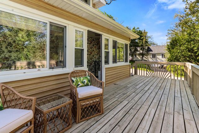 44 Oakwood STREET, Williams Bay, WI 53191