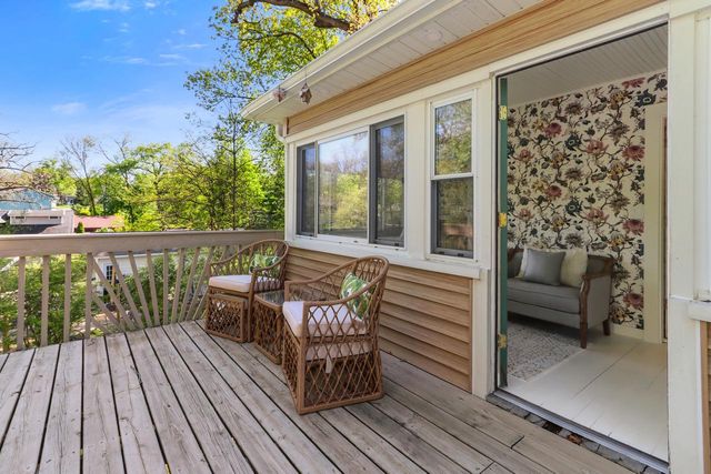 44 Oakwood STREET, Williams Bay, WI 53191