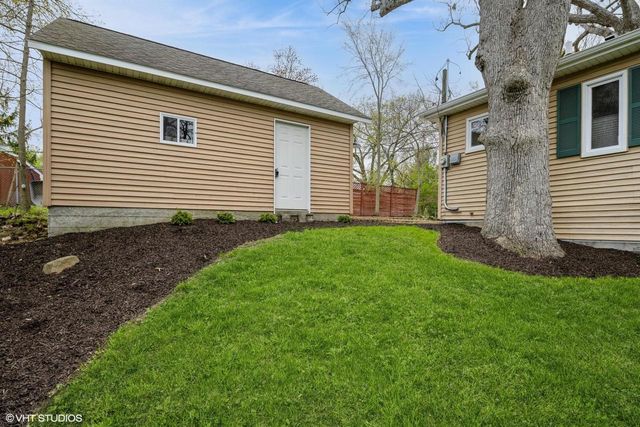 44 Oakwood STREET, Williams Bay, WI 53191