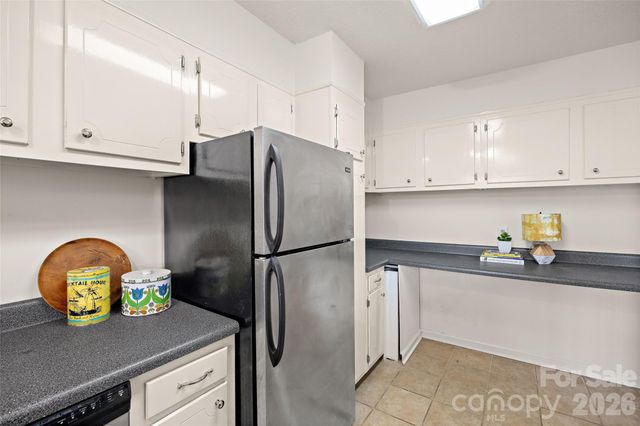 2632 Park Road H, Charlotte, NC 28209