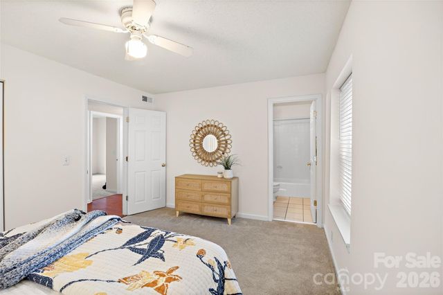 2632 Park Road H, Charlotte, NC 28209