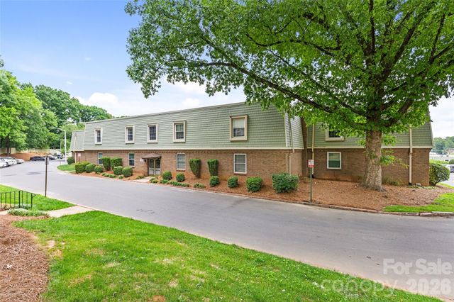 2632 Park Road H, Charlotte, NC 28209