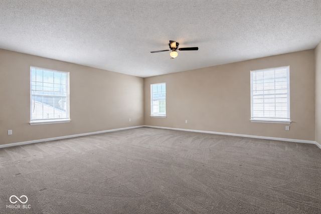 12877 Courage Crossing, Fishers, IN 46037