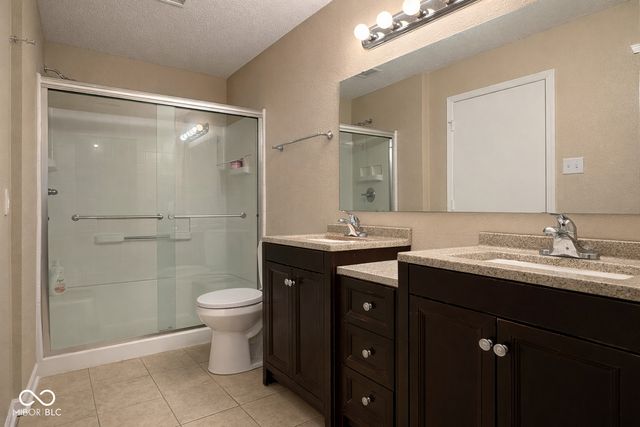 12877 Courage Crossing, Fishers, IN 46037