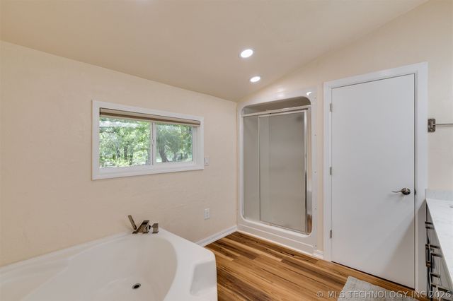 9209 Sleepy Hollow Drive, Tecumseh, OK 74857