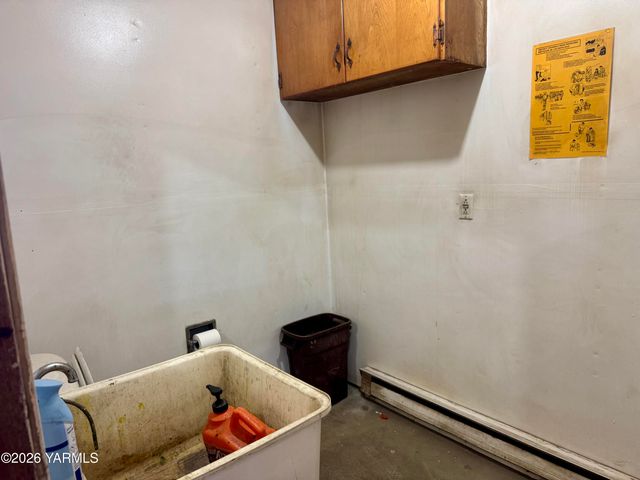 7801 Campbell Rd 1, Toppenish, WA 98948