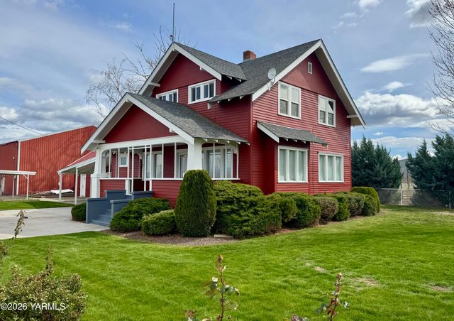 7801 Campbell Rd 1, Toppenish, WA 98948