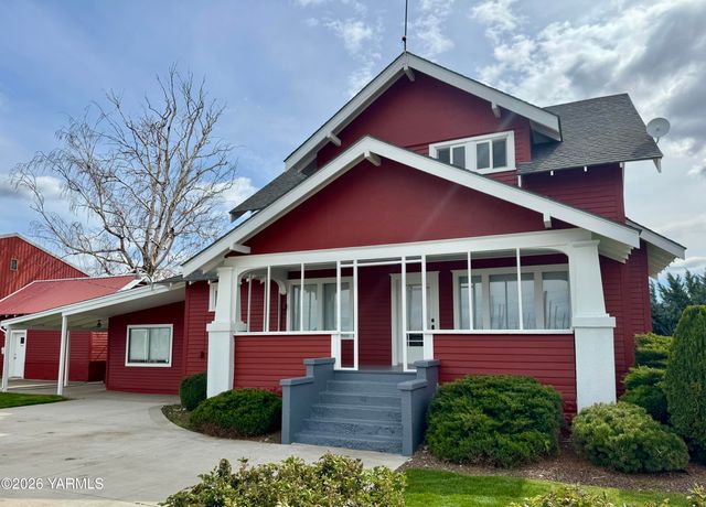 7801 Campbell Rd 1, Toppenish, WA 98948