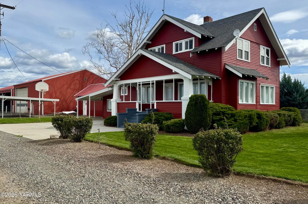 7801 Campbell Rd 1, Toppenish, WA 98948