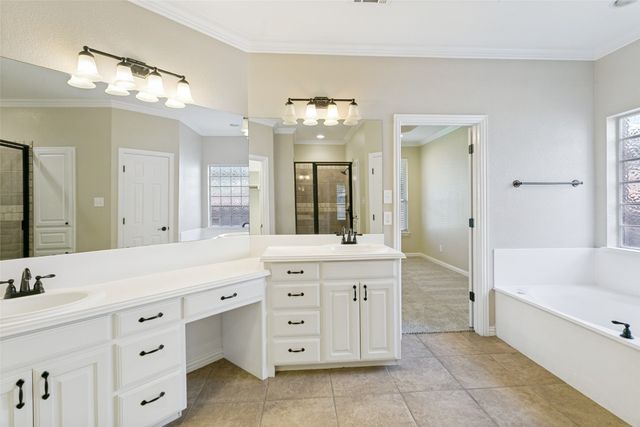 309 Hudson Lane, Burleson, TX 76028