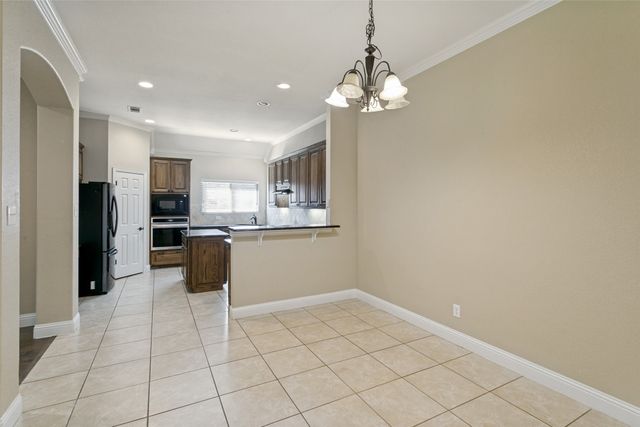 309 Hudson Lane, Burleson, TX 76028