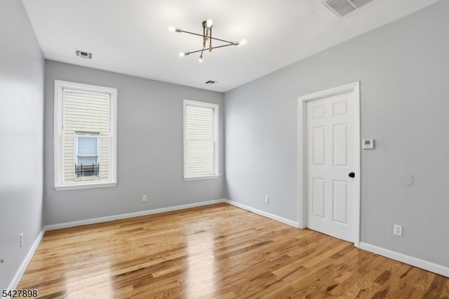 37 Tichenor Ter, Irvington Twp., NJ 07111